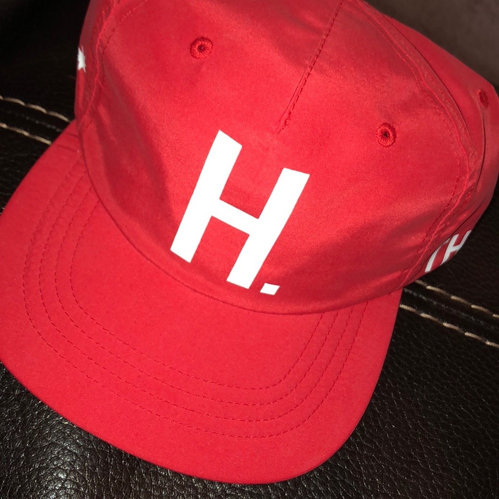 TheHundreds hat🔥
